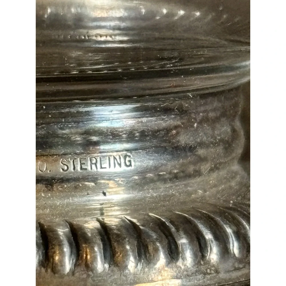 Gravy‎ Boat with Sterling Silver Base Sauce Server Heart Shaped Glass Marked